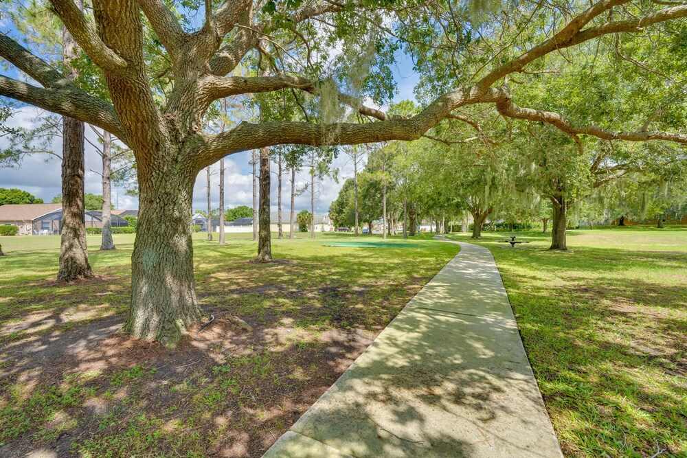 4 Mi to Disney: Home w/ Heated Pool in Kissimmee!