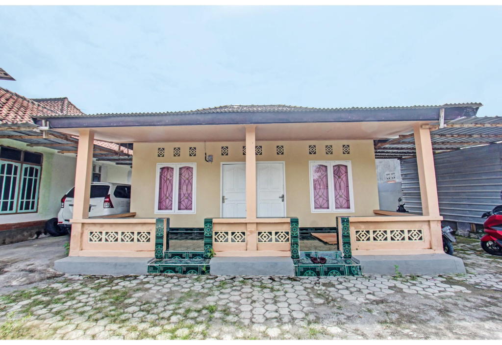 Hotel O Zahira Homestay Near Ekas Surf School and Service