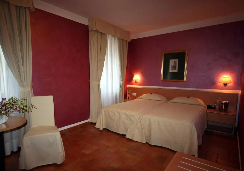 Hotel Roma Prague - Chambres