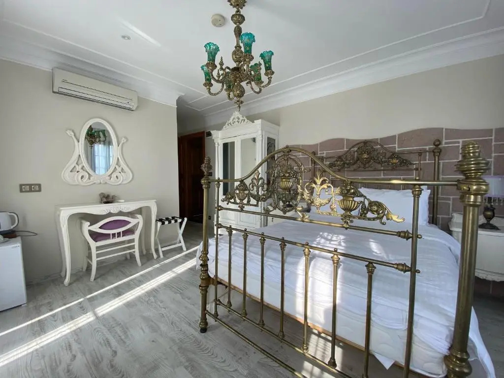 Standard Double room with sea view (full double bed)