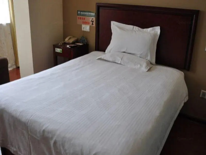 GreenTree Inn Jinan Quancheng Hotel - Chambres
