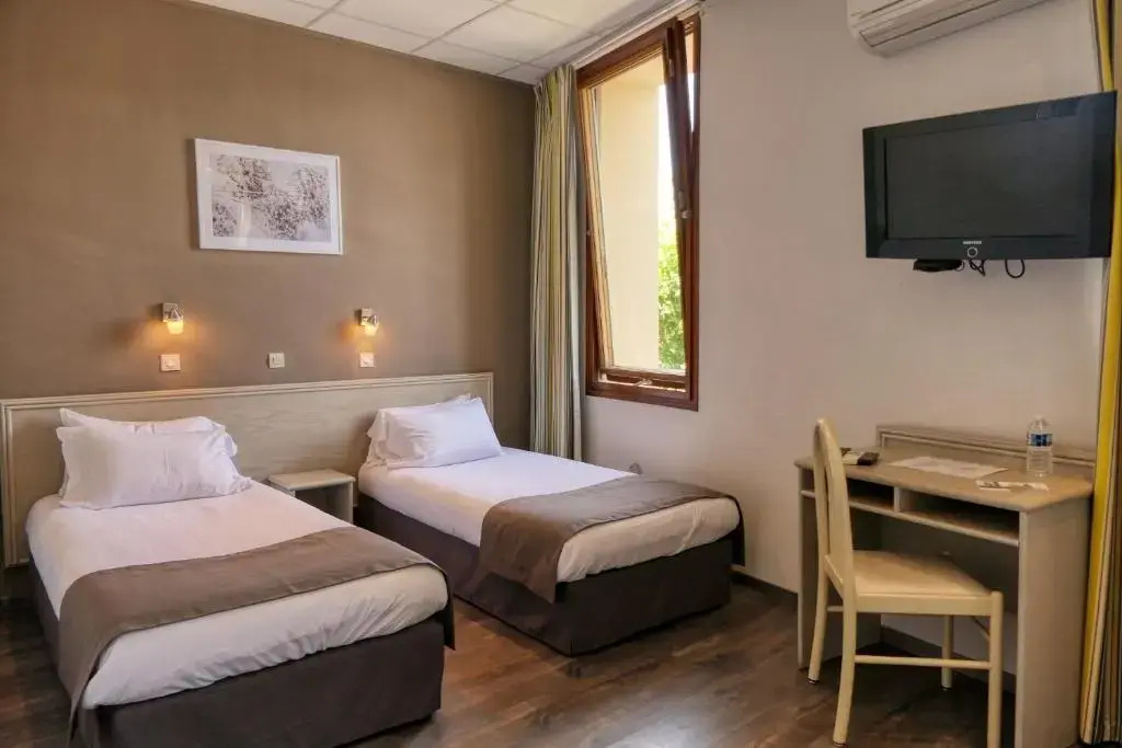 Standard Double room (twin beds)