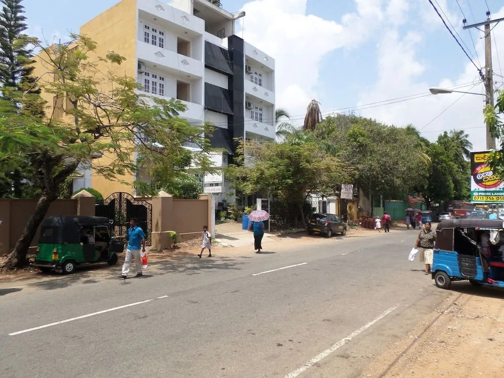 Mount Lanka Hotel & Suites - Général