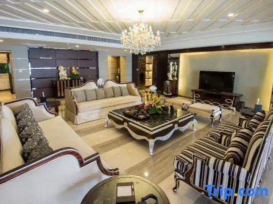Люкс Presidential в Country Garden Silver Beach Hotel