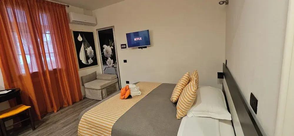 Hotel photo 8