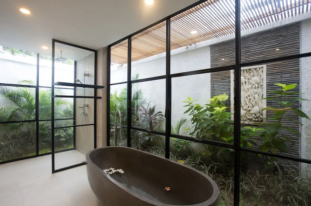 The Kons Villa Bali Seminyak