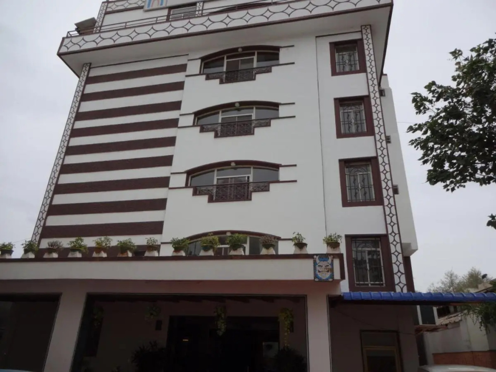 Nahar Manchester Inn