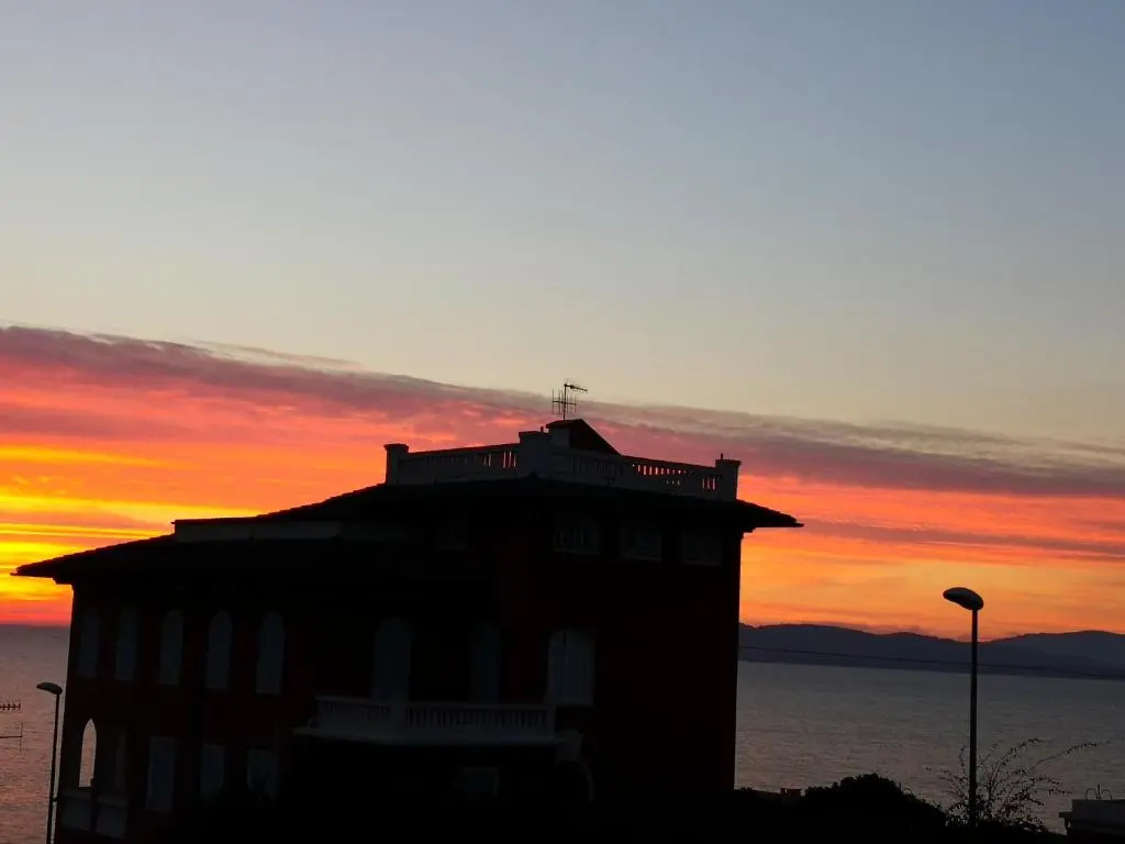 Zona residenziale, appartamento incantevole vista mare