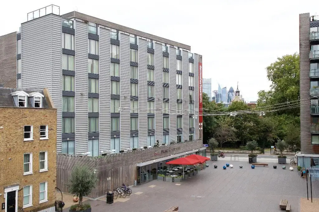 The Bermondsey Square Hotel — фото