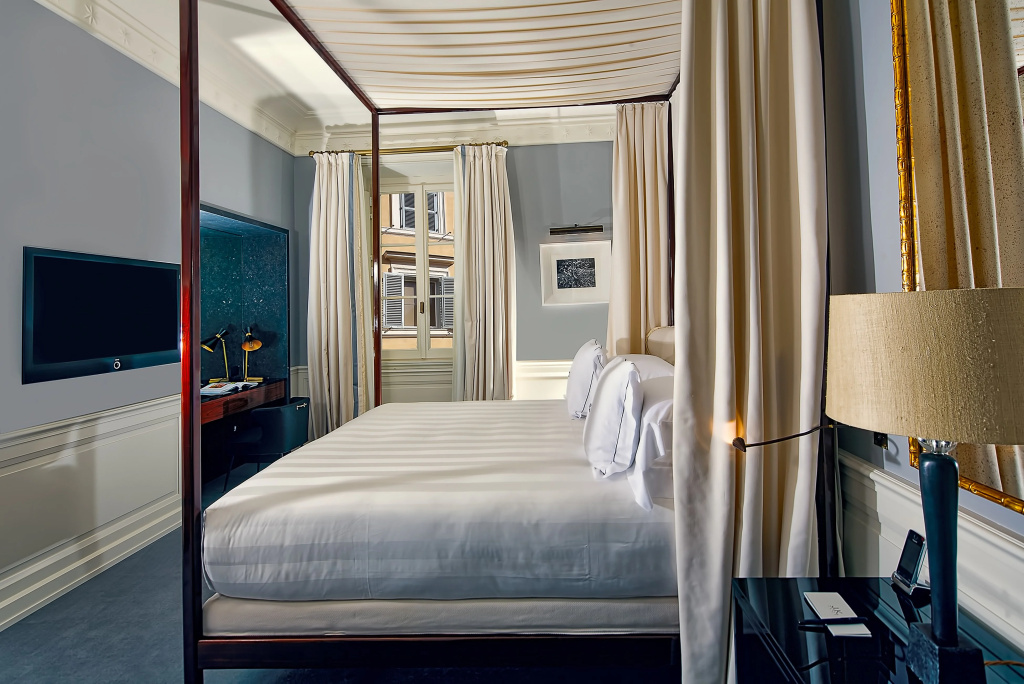 Superior Double room (full double bed)