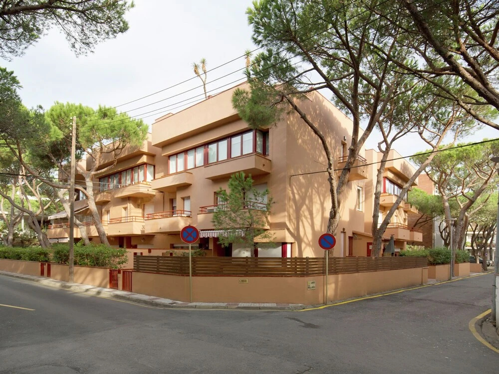 Spacious Apartment in Platja Daro With Terrace