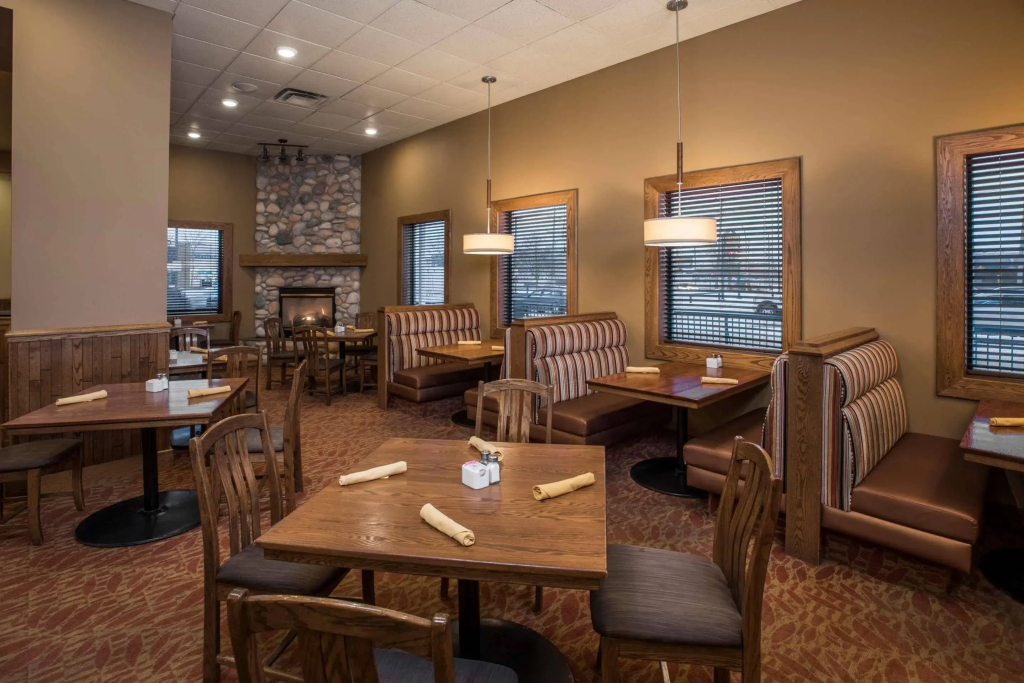 Best Western Plus Winnipeg Airport Hotel - фото 31