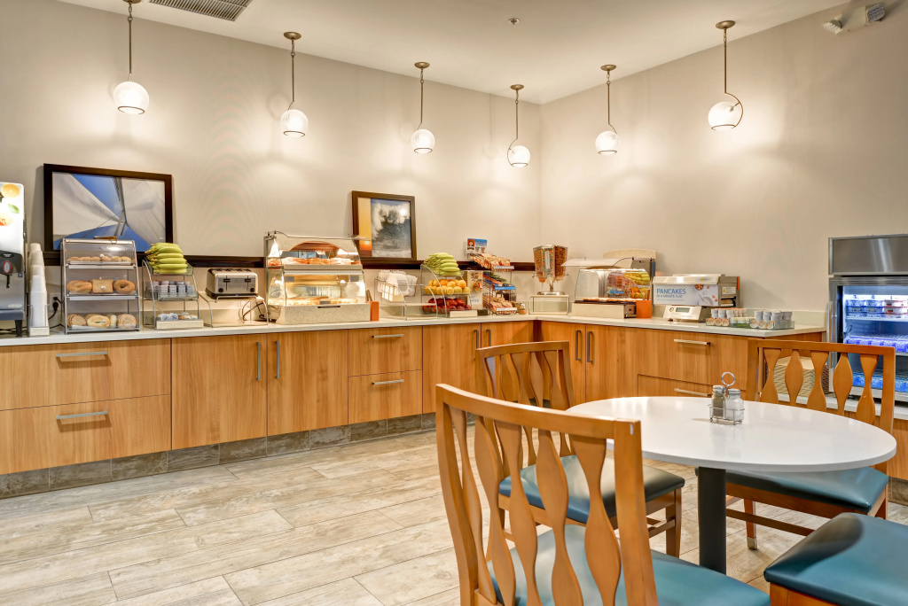 Holiday Inn Express Newport Beach by IHG - Général