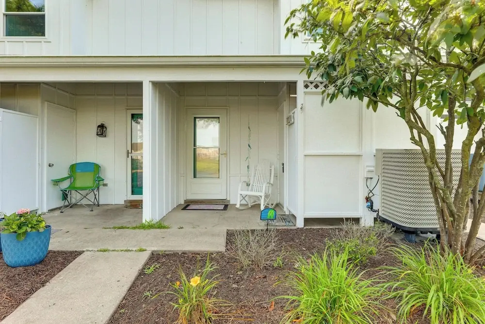 Beach Escape w/ Pool & Hot Tub Near Fenwick