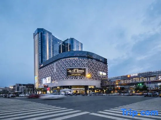 Dongbai Lanes Hotel