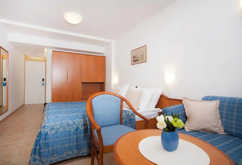 Bluesun Hotel Marina - Chambres