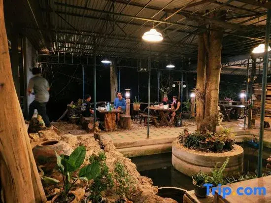 Phakphing Erawan Homestay