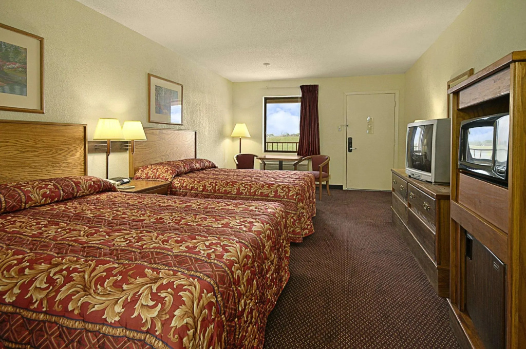 Standard Quadruple room
