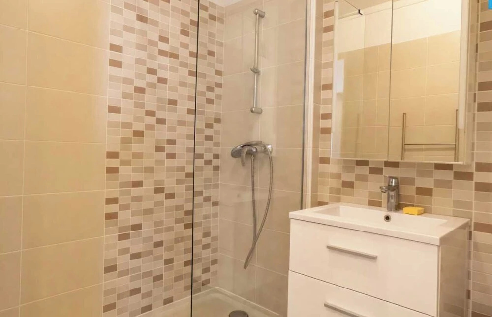 Voir la photo 4 — Private Room in a Shared Apartment - Bron