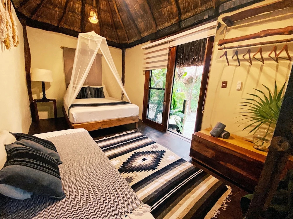 Comfort room
