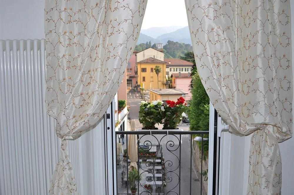 Balcony & Terrace