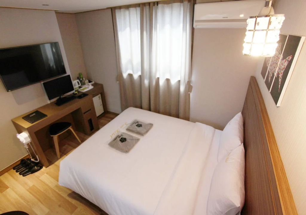 Hotel photo 12