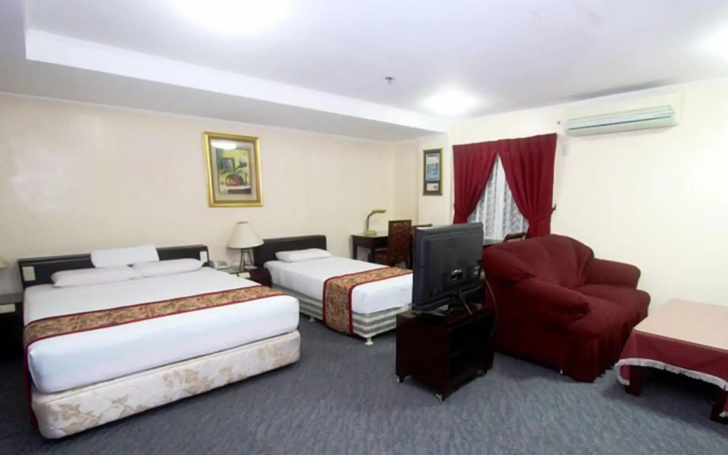 Hotel photo 2