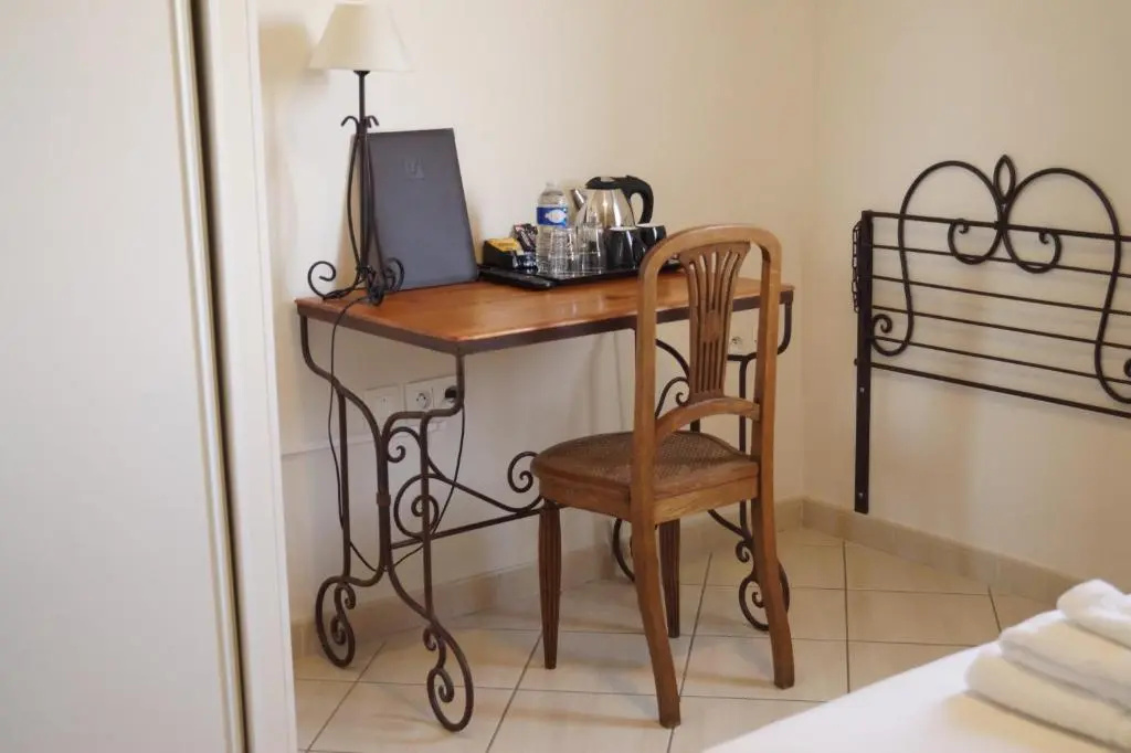 Hotel Restaurant Le Gardon - Pont du Gard - Chambres