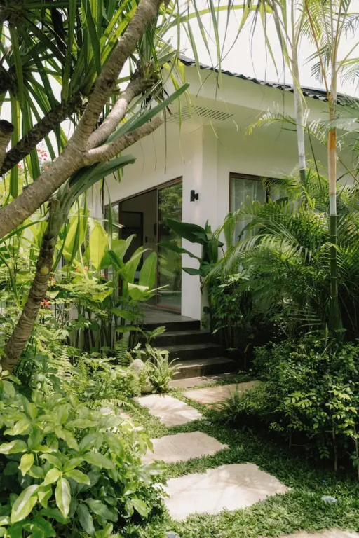 Double Villa with pool view (full double bed)