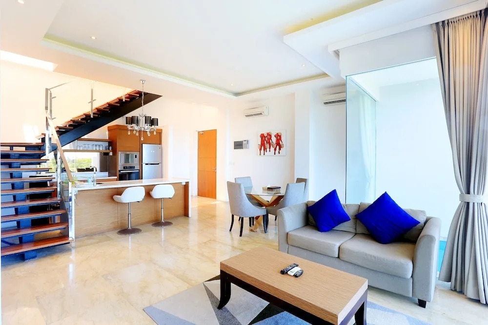 Вилла с 2 комнатами в Canggu Rooftop Villas