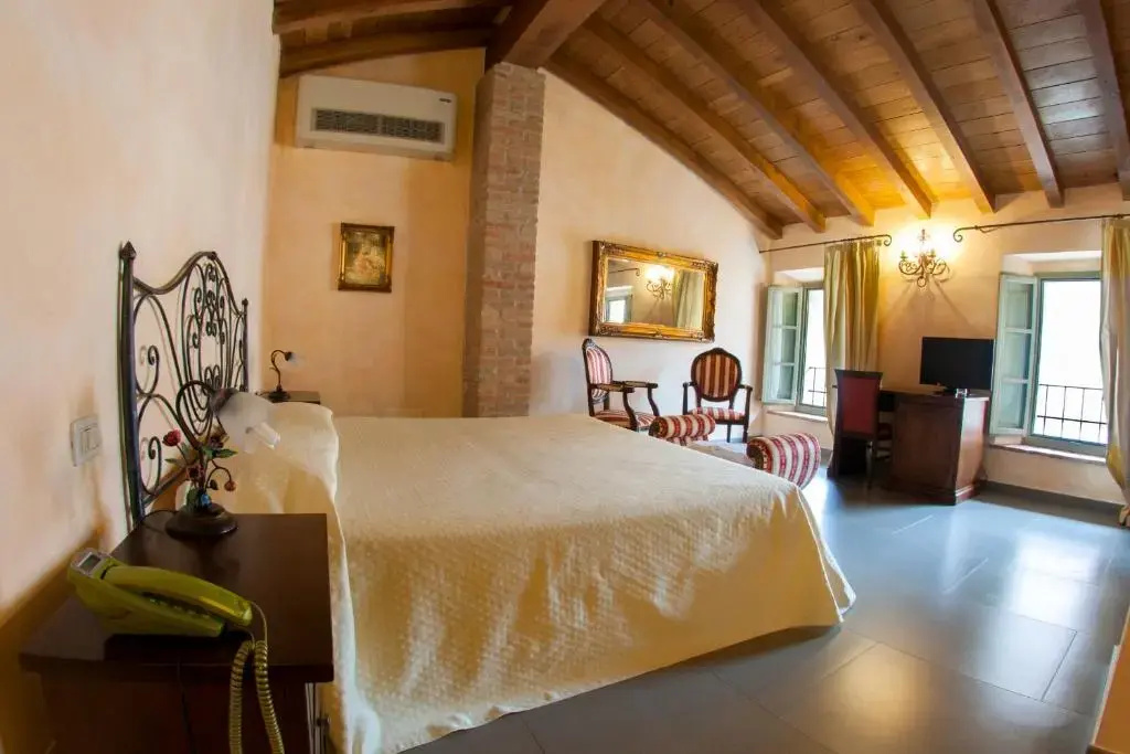 La Tavola Rotonda - Chambres