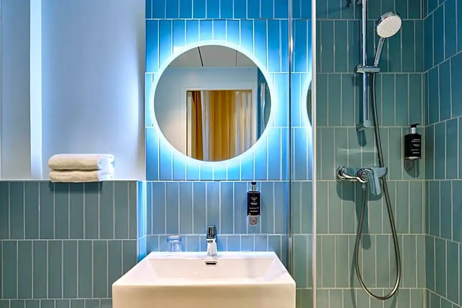 Hôtel Magenta 38 by Happyculture 61