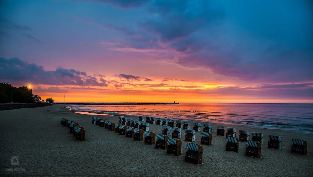 Beach & Waterfront