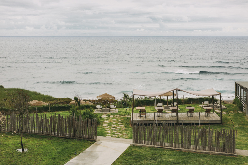 Santa Barbara Eco Beach Resort picture