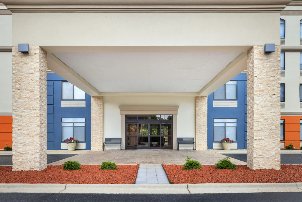 Holiday Inn Express Fayetteville – Fort Bragg by IHG