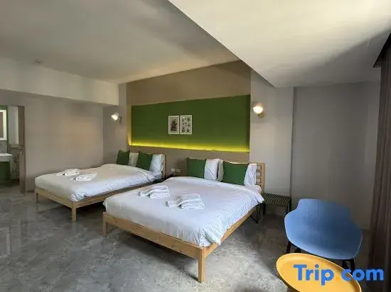 Superior Quadruple room