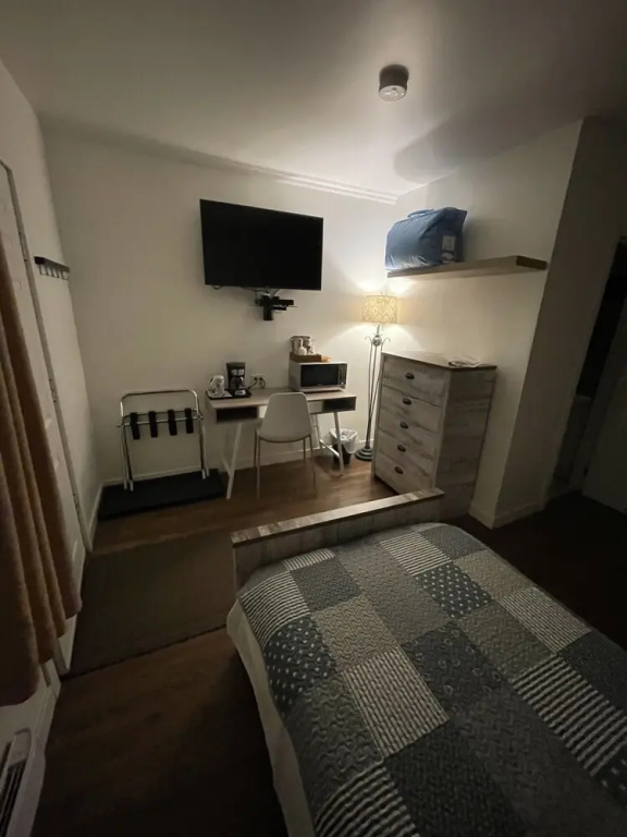 Comfort room
