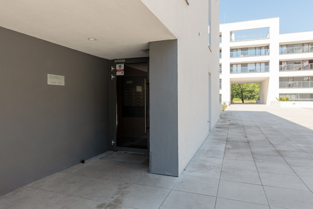 Boutiq Park Apartment Warsaw by Renters