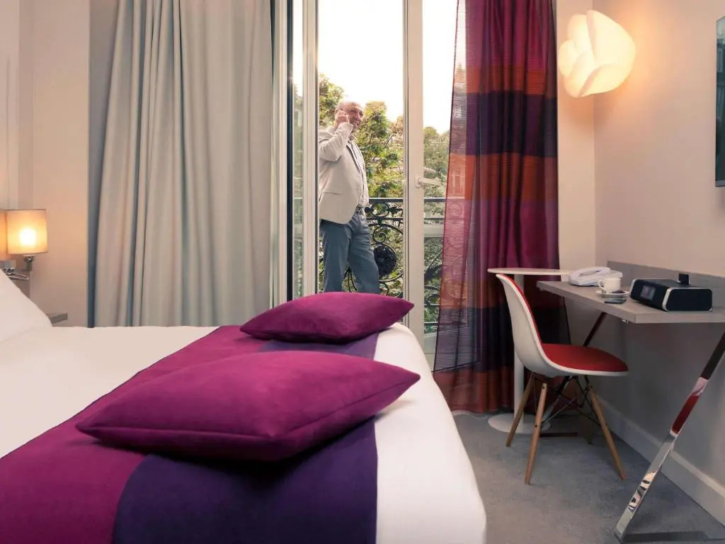 Mercure Paris Montparnasse Raspail 52