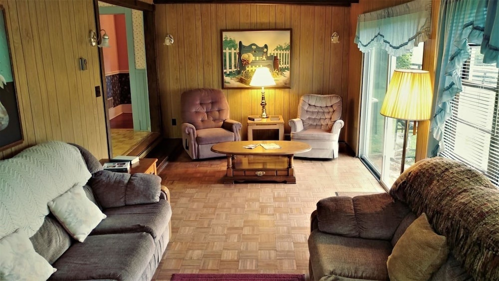 Rb_ranch_house — 5