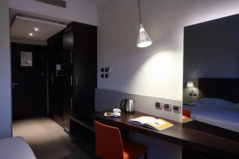 Rmh Modena Des Arts - Chambres