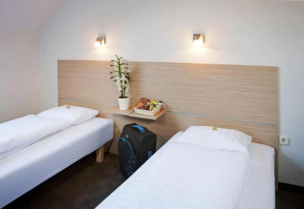 Standard Double room (full double bed)