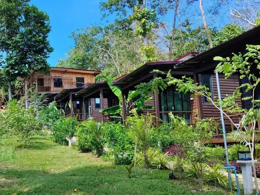 Velora Bay Koh Jum