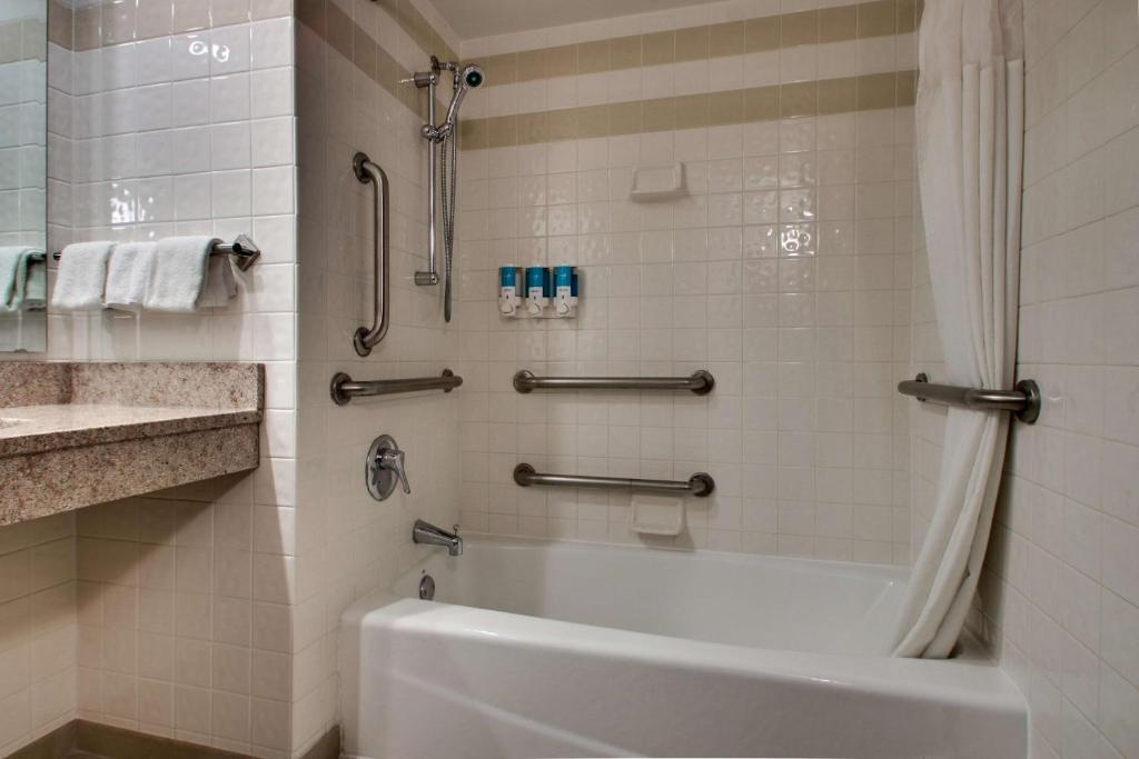Drury Inn & Suites Bowling Green - Chambres