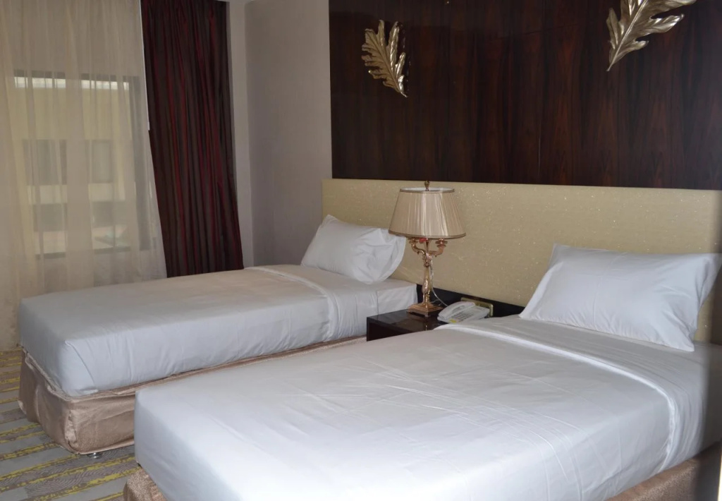 Sutan Raja Hotel And Convention Centre - фото 3