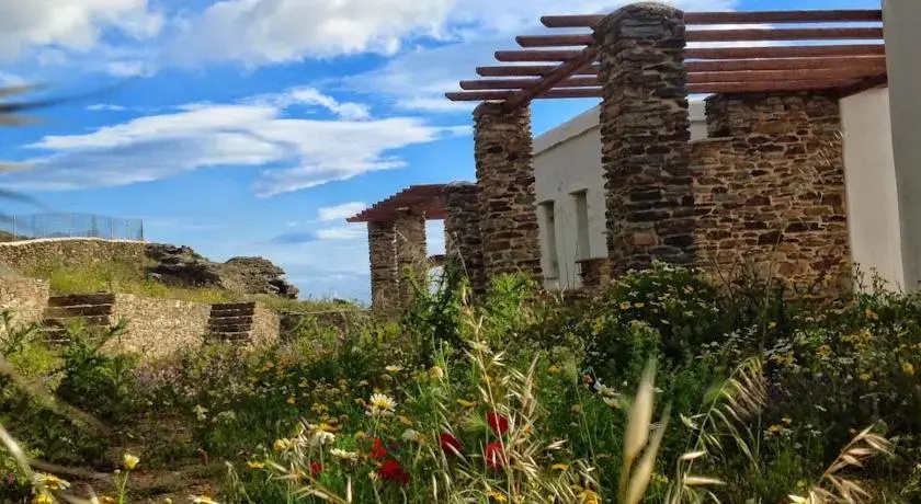 Evita's Villas-Tinos