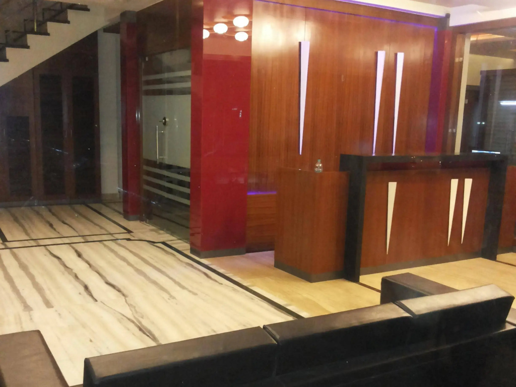 Hotel Sangat Plaza - Général
