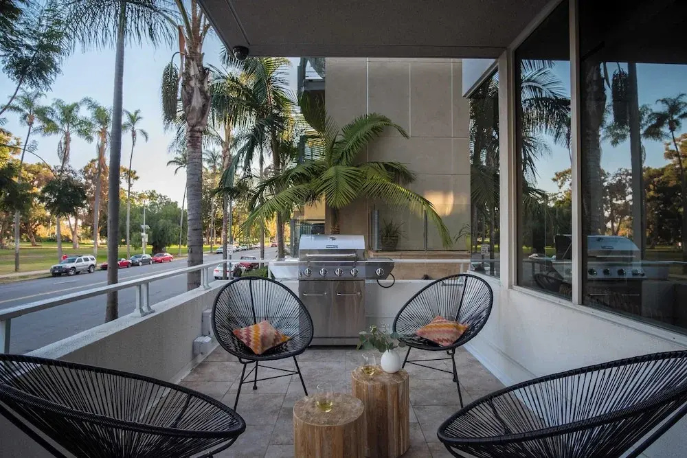 Balboa II by Avantstay Modern Condo w/ Balcony & Views of Balboa Park!