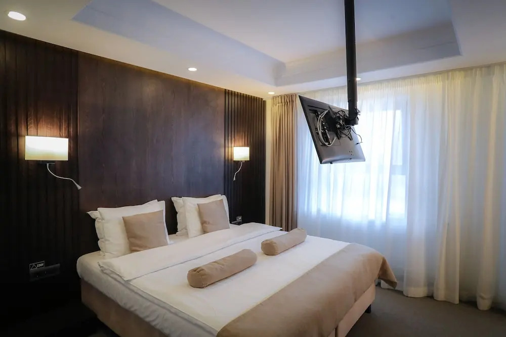 Royal Double Apartment with balcony and with view twin beds