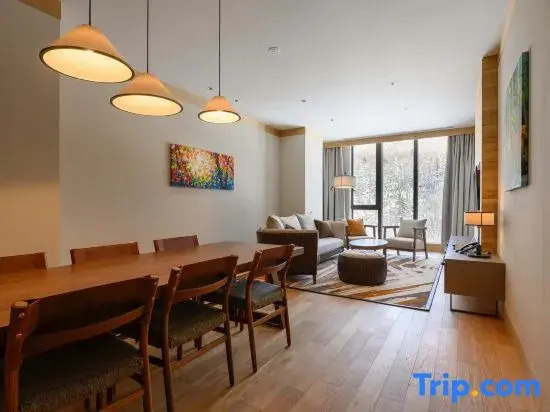 Yu Kiroro, Ski-In Ski-Out Luxury Residences